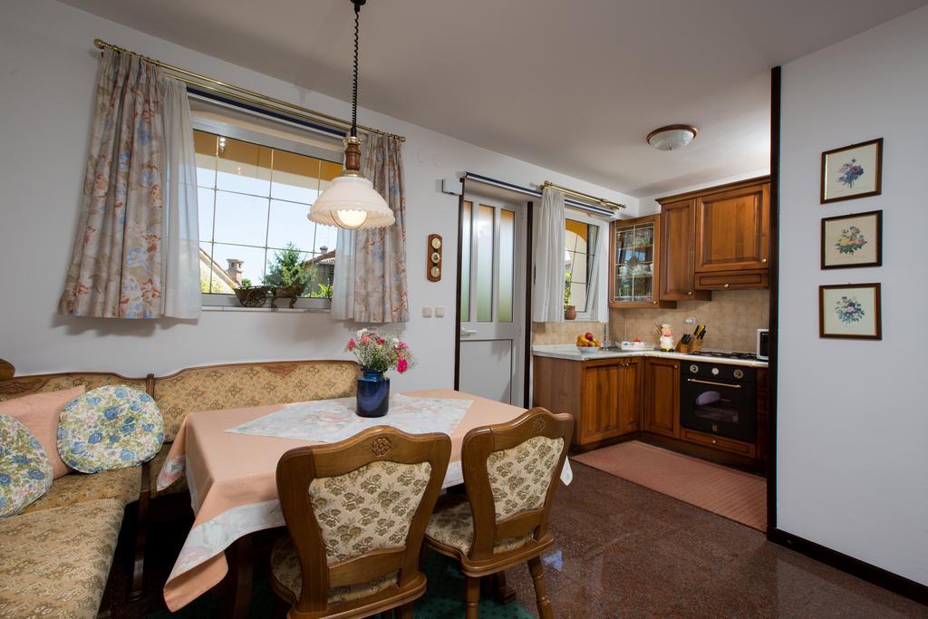 Apartment Dolores Opatija Bagian luar foto